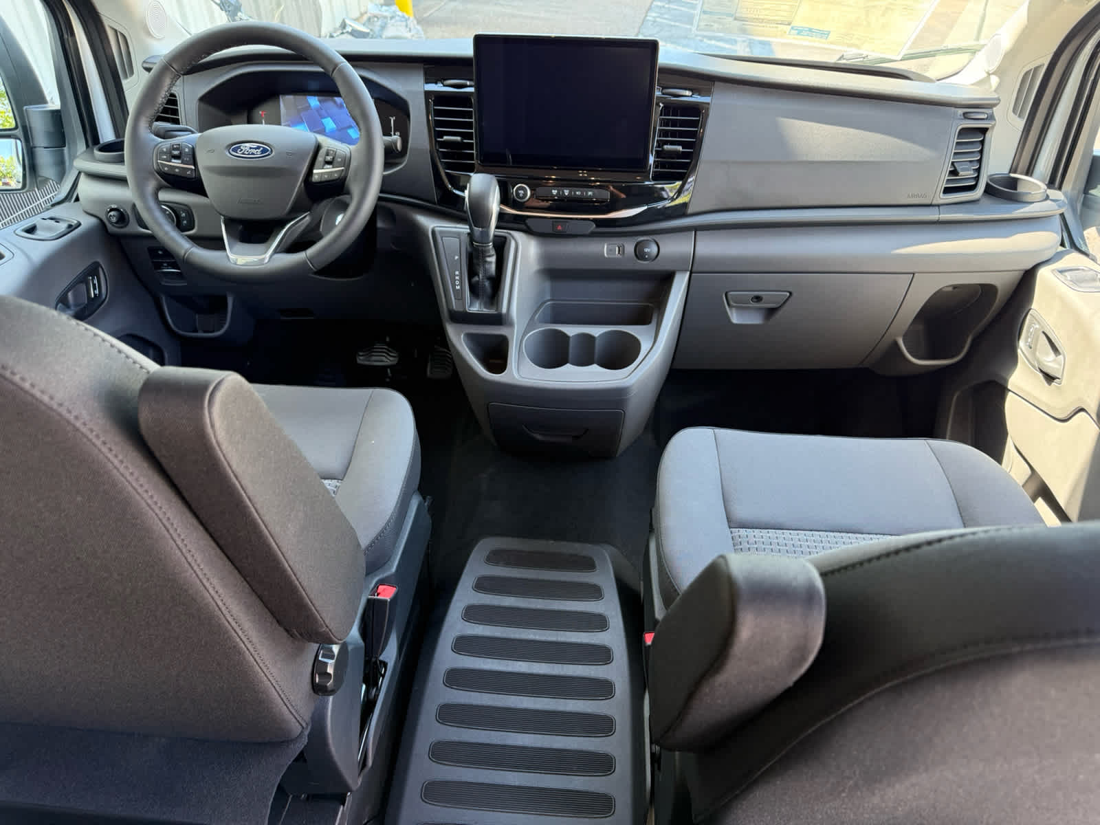 2026 Ford Transit Passenger Van XLT - Photo 19