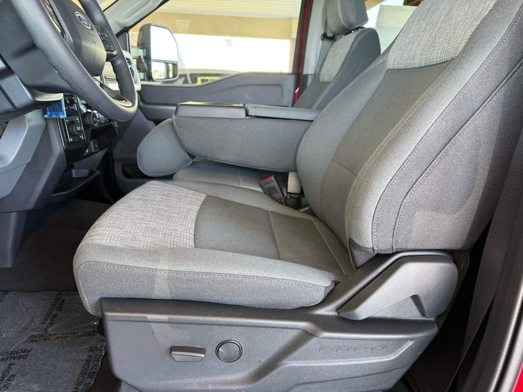 New 2026 Ford Super Duty F-350 SRW XLT Truck