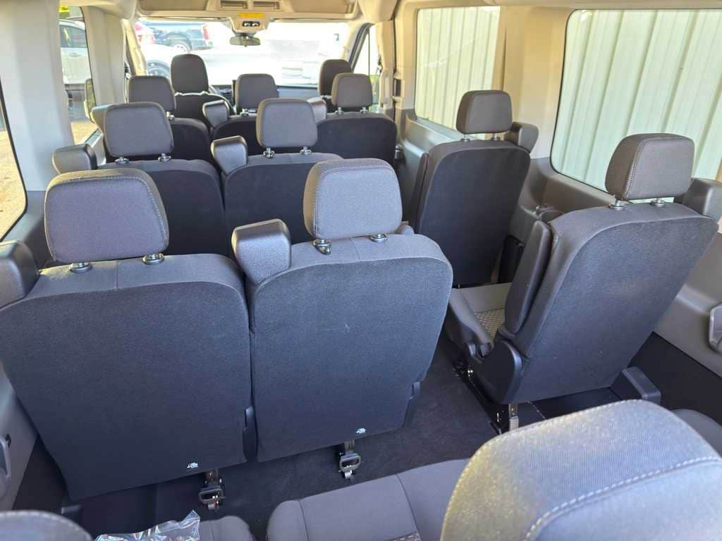 2025 Ford Transit Passenger Van XLT - Photo 6