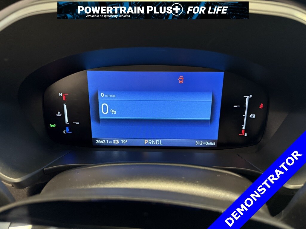 2025 Ford Escape photo 3