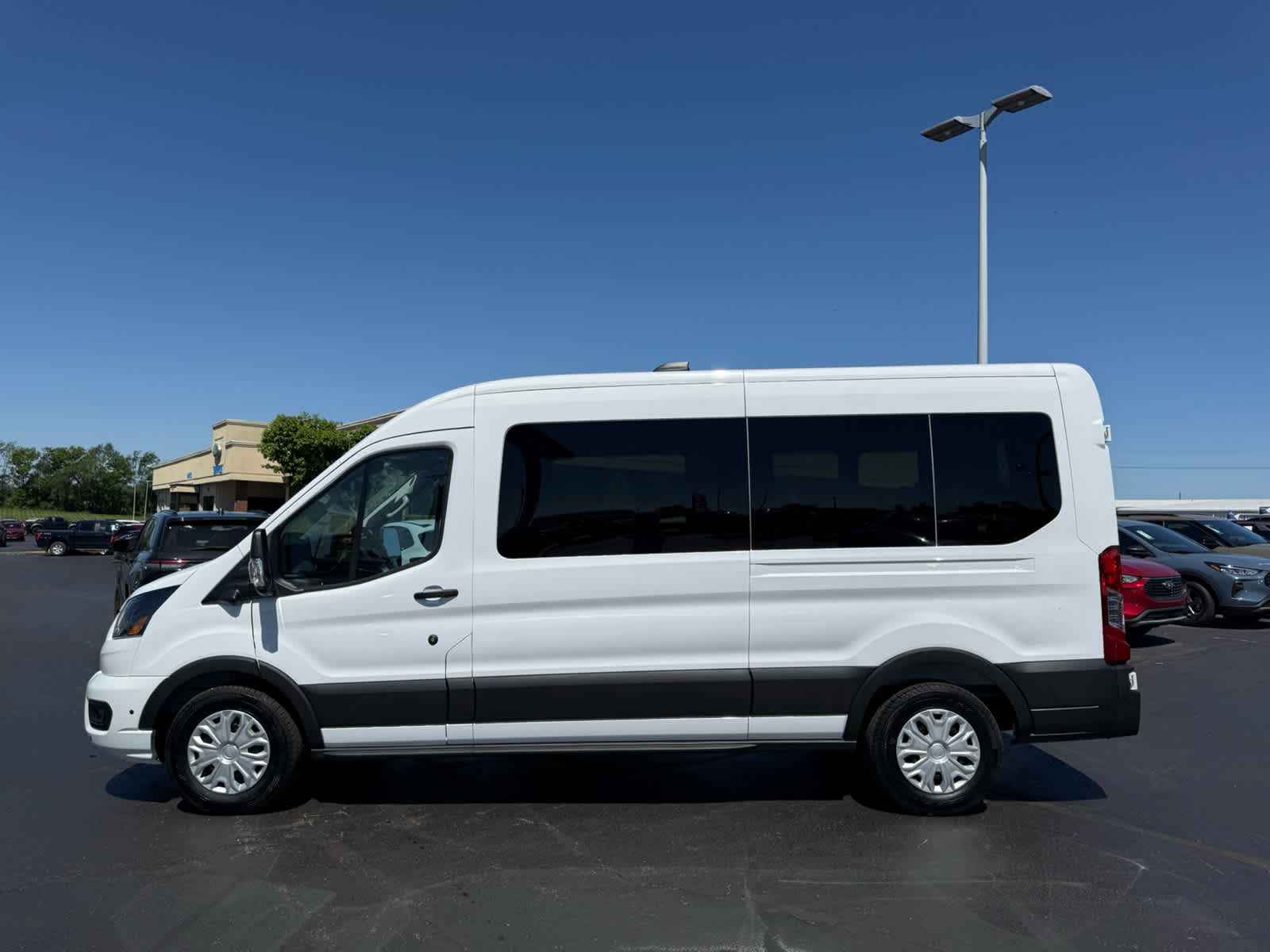 2026 Ford Transit Passenger Van XLT - Photo 26