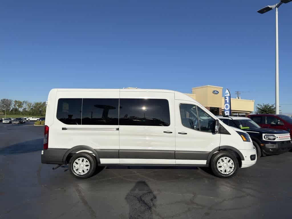 2025 Ford Transit Passenger Van XLT - Photo 18