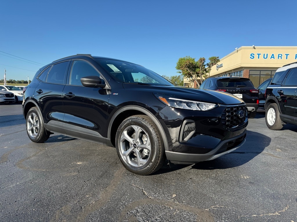 2026 Ford Escape ST-Line's photo