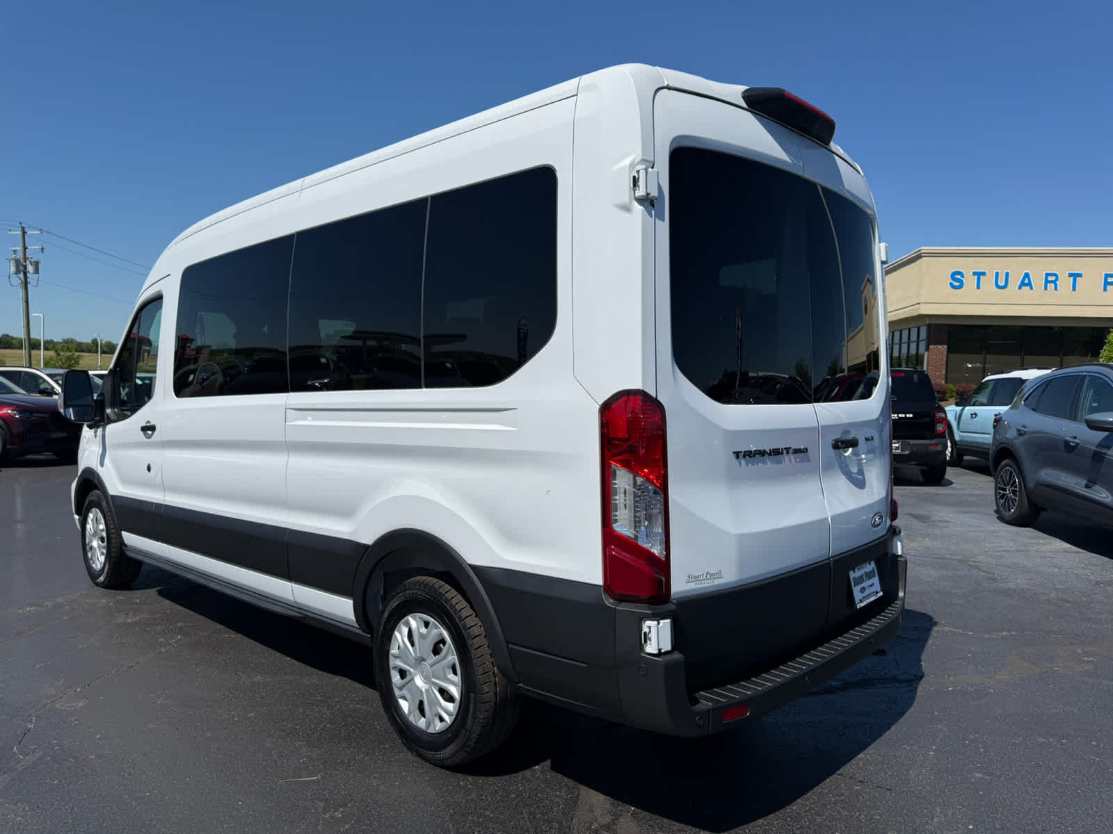 2026 Ford Transit Passenger Van XLT - Photo 27