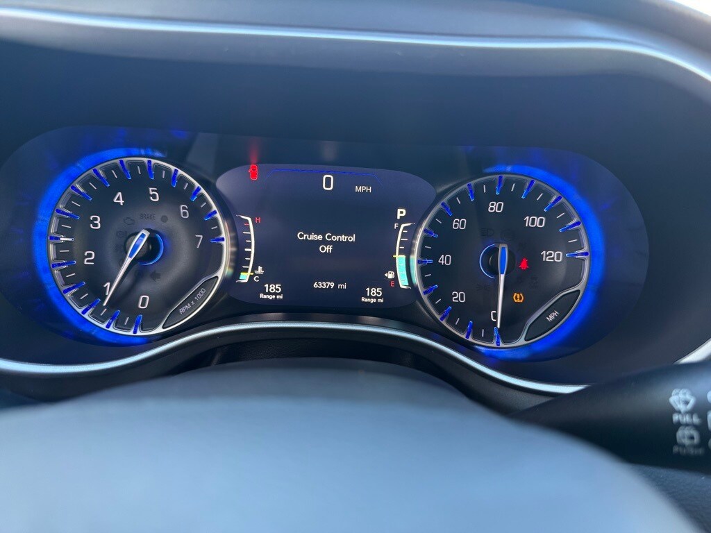 Used 2024 Chrysler Pacifica Touring L Passenger Van