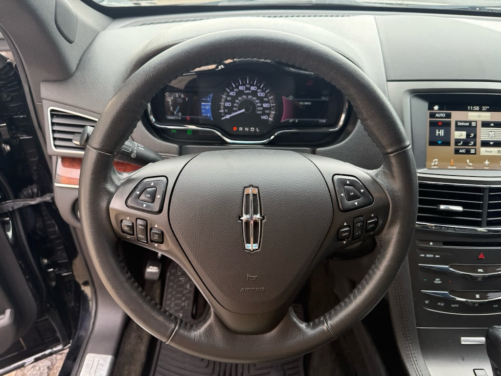 Used 2018 Lincoln MKT 3.7L AWD w/Livery Pkg