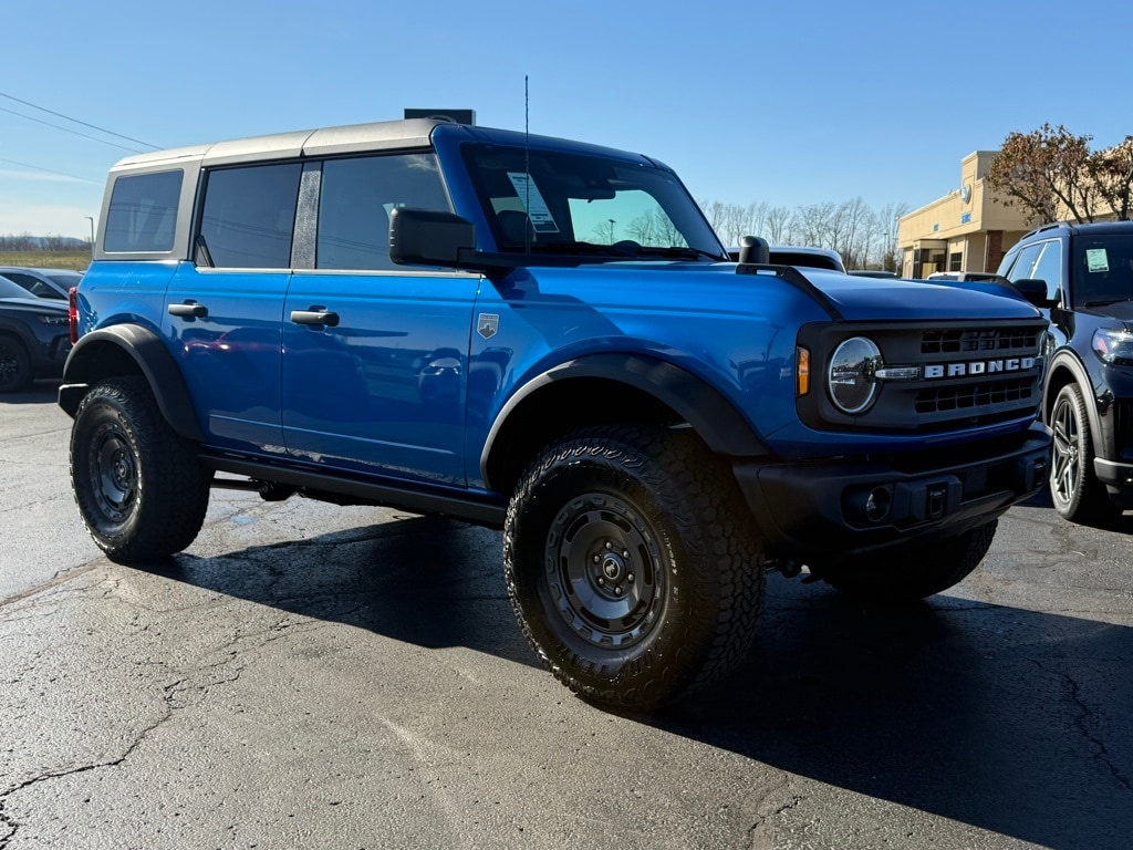 2025 Ford Bronco 4-Door Big Bend's photo