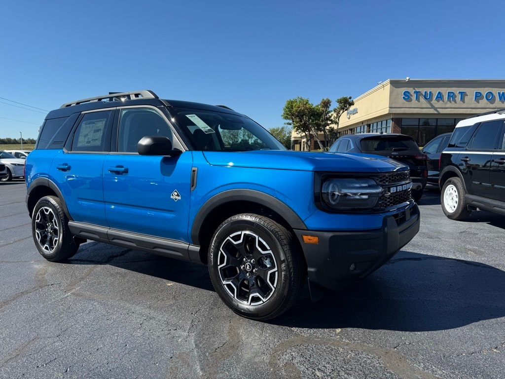 2025 Ford Bronco Sport Outer Banks's photo