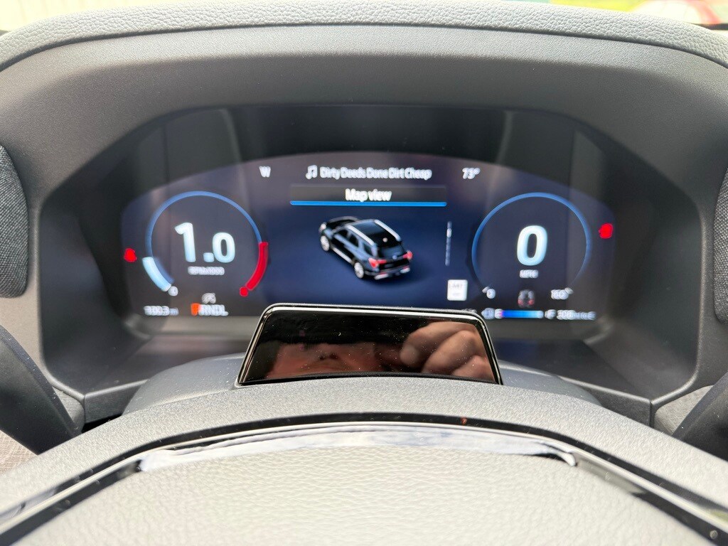 2025 Ford Explorer Platinum photo 3