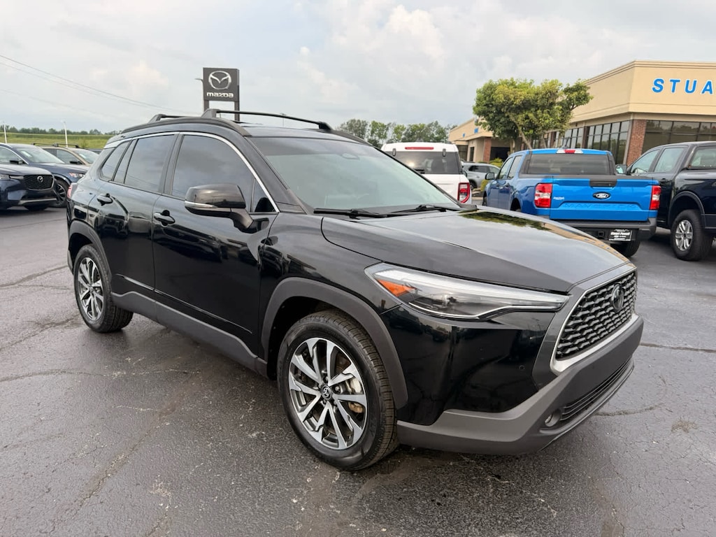 Used 2023 Toyota Corolla Cross XLE SUV