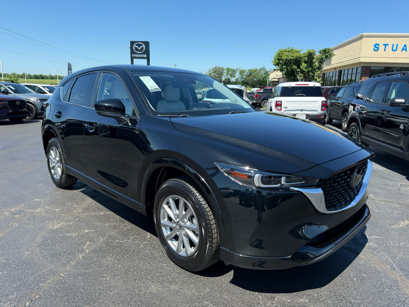 2025 Mazda CX-5 S Preferred package Auto AWD's photo