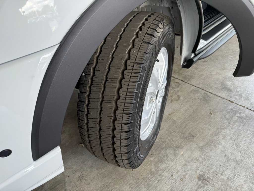 2025 Ford Transit Passenger Van XLT - Photo 29