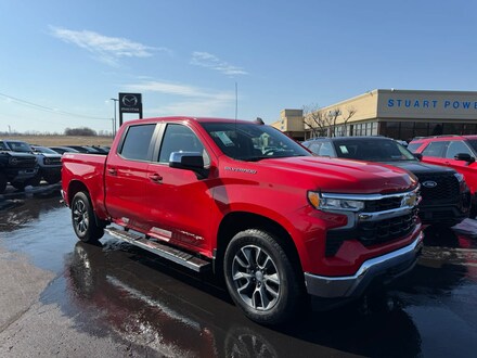 2023 Chevrolet Silverado 1500 LT 4WD Crew Cab 147 Truck
