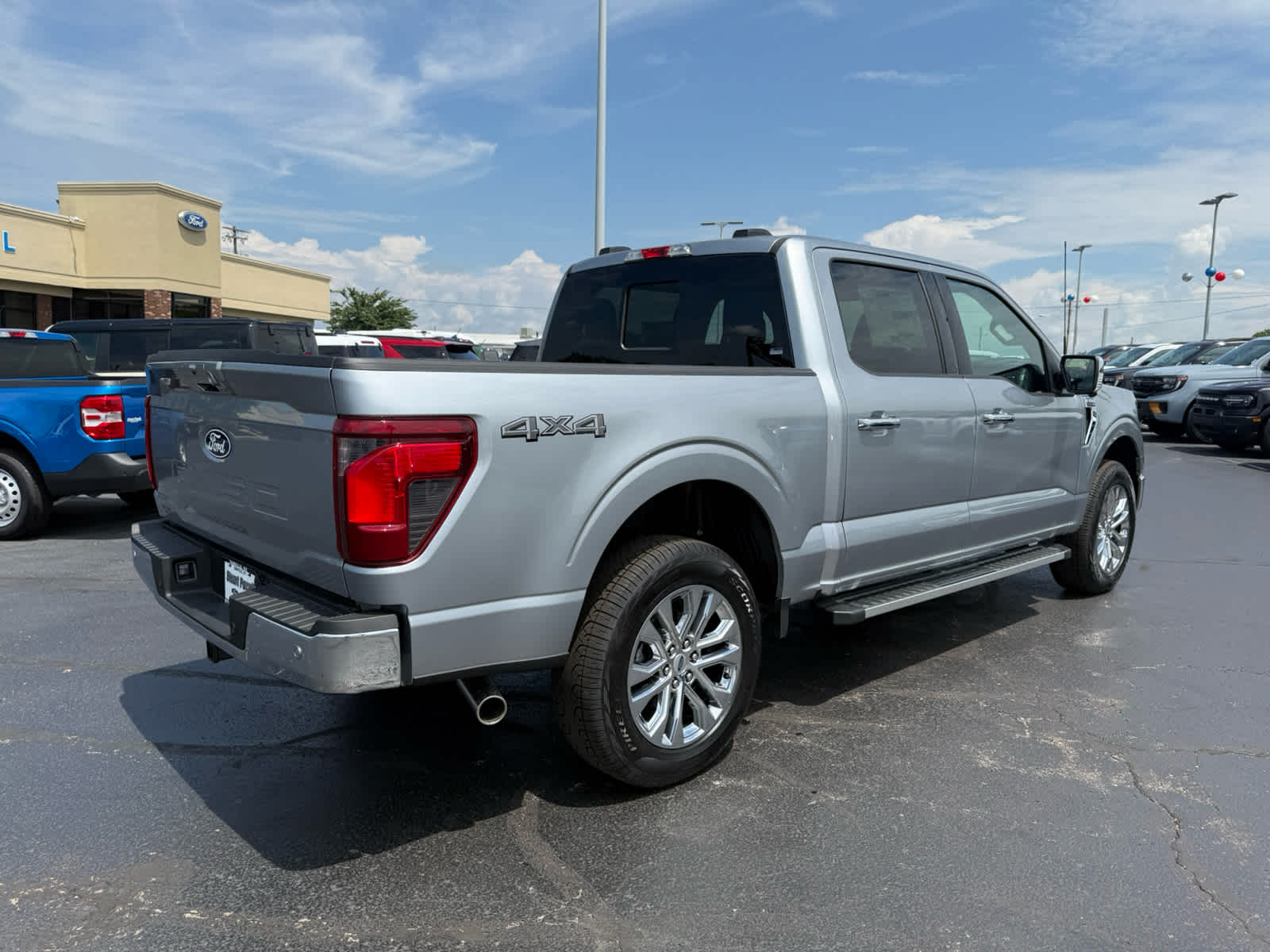 2026 Ford F-150 XLT - Photo 18