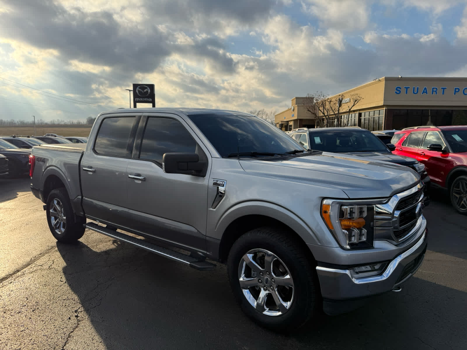 2021 Ford F-150 XLT's photo