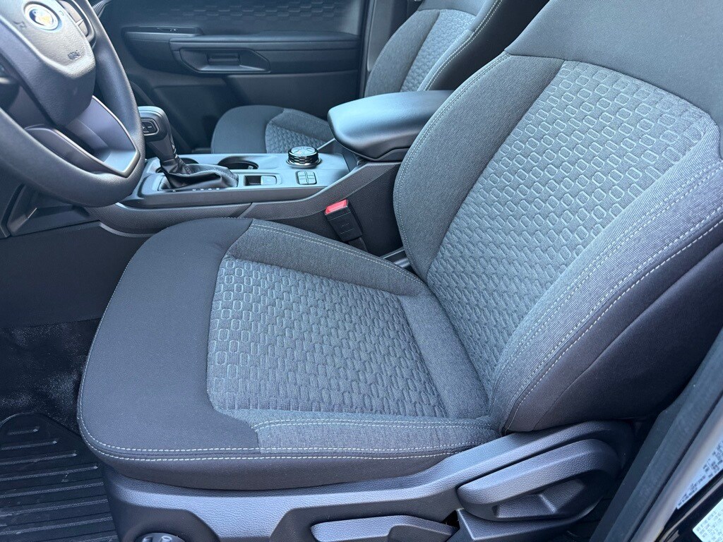 2025 Ford Ranger XL photo 4