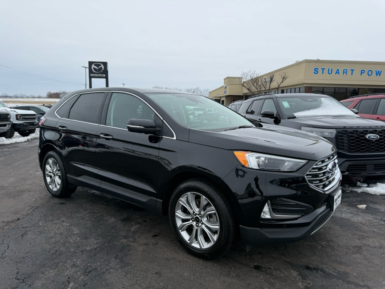 2024 Ford Edge Titanium