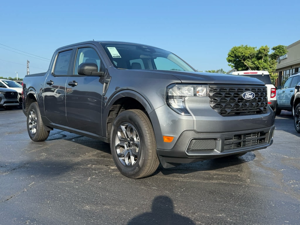 New 2026 Ford Maverick XLT AWD Supercrew Truck