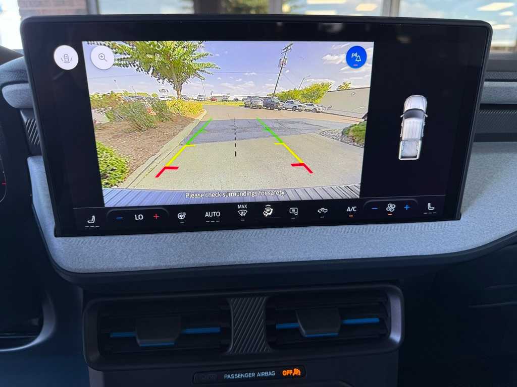 2025 Ford Maverick XLT - Photo 16