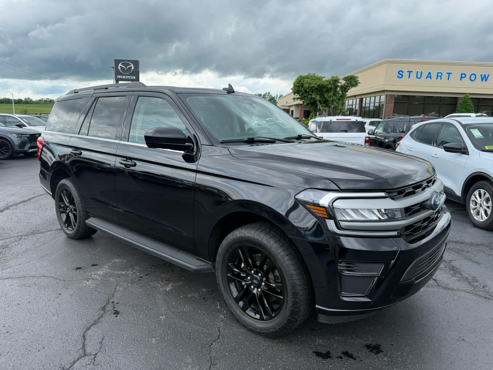 2024 Ford Expedition XLT 4x4's photo