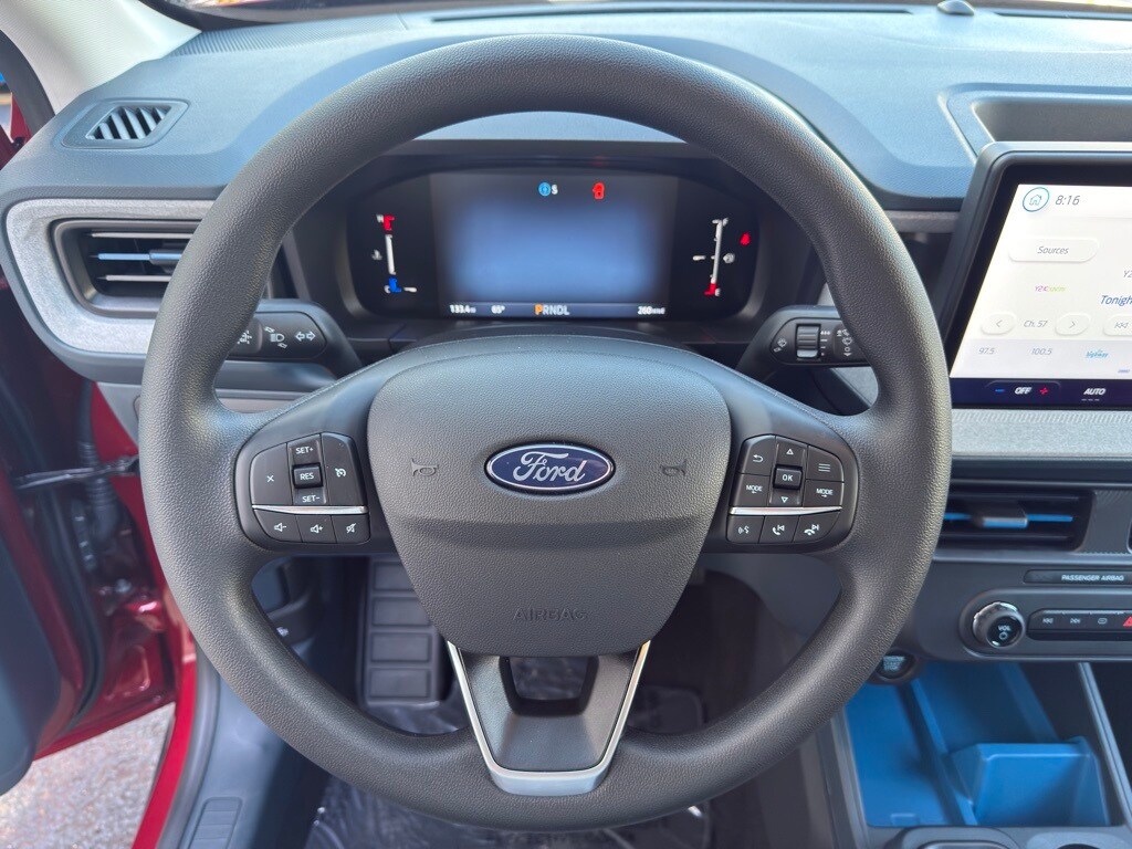 2025 Ford Maverick XLT photo 2