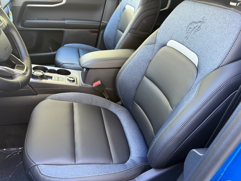 2025 Ford Bronco Sport Outer Banks photo 4