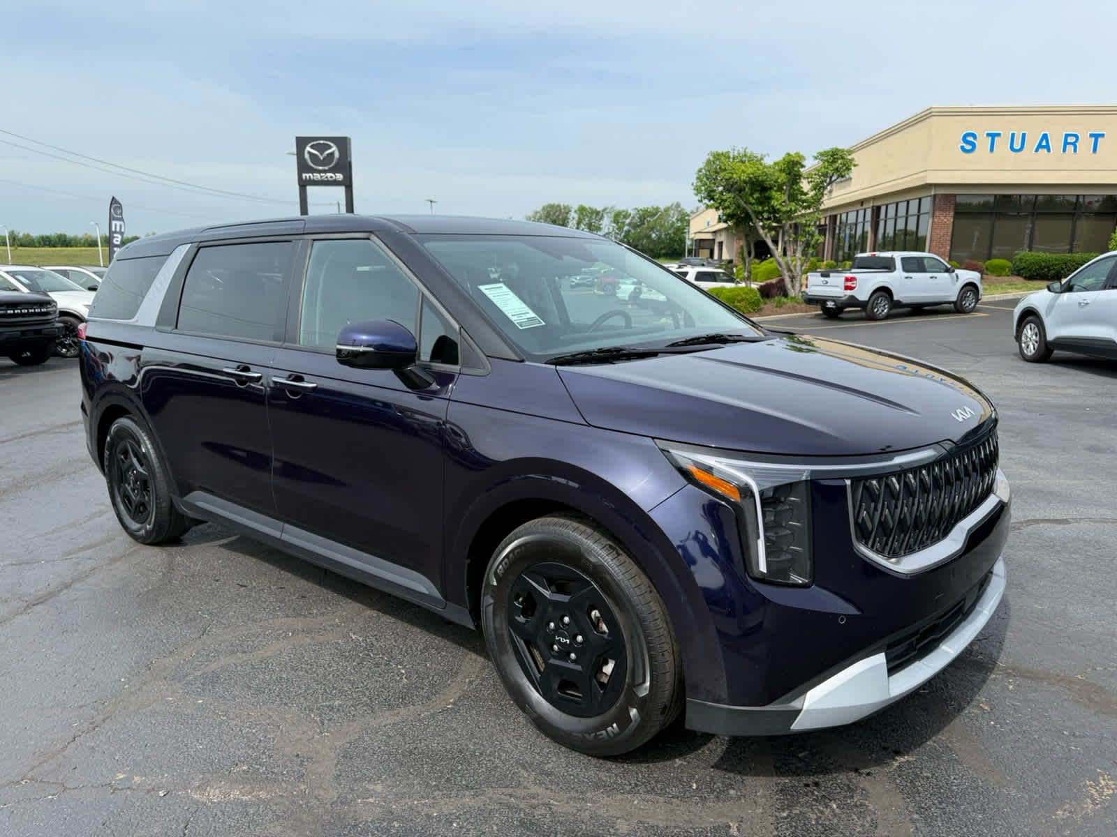 2025 Kia Sedona LXS's photo