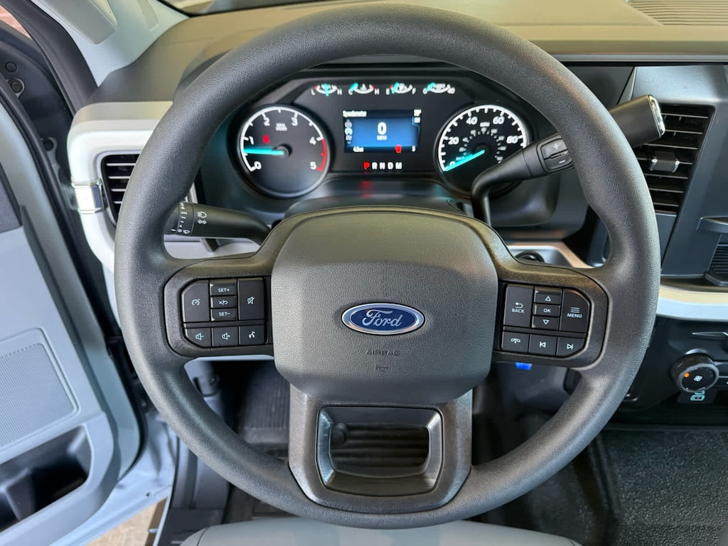 New 2026 Ford Super Duty F-450 DRW XL 4WD Crew Cab 8 Box Truck