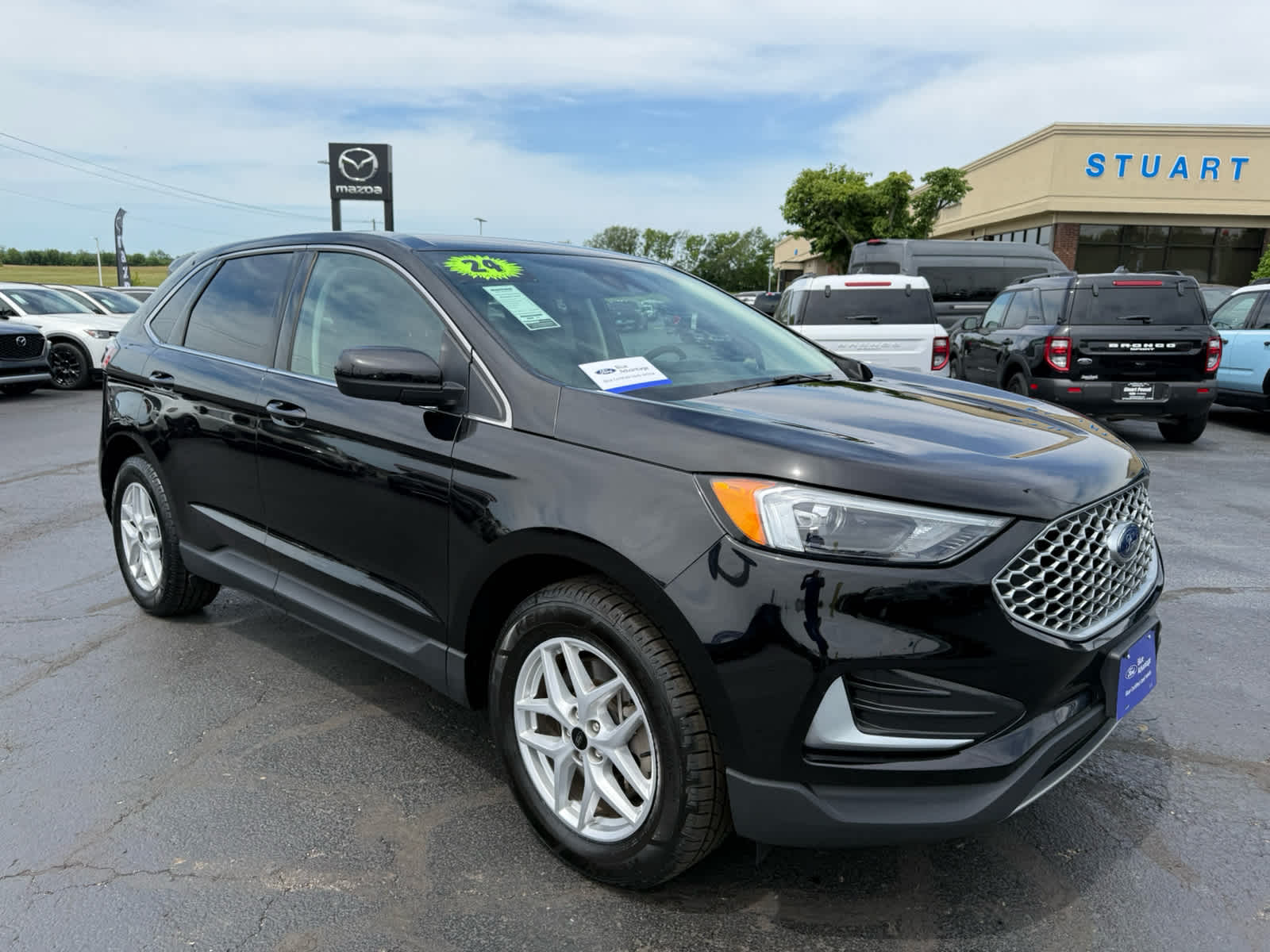 2024 Ford Edge SEL AWD's photo