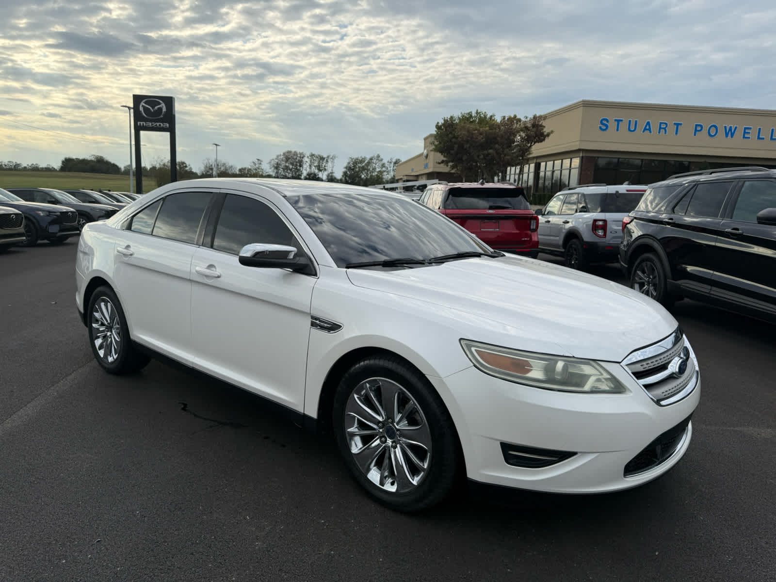 2010 Ford Taurus