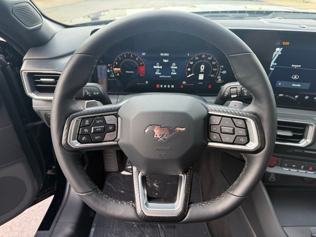 2025 Ford Mustang GT Premium photo 2