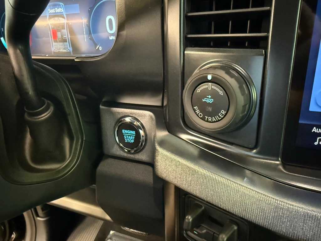 2026 Ford F-350 Super Duty Platinum - Photo 16