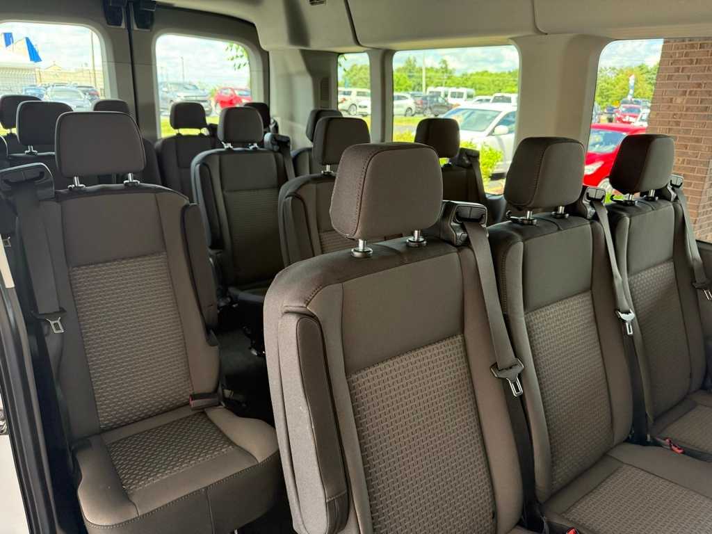 2025 Ford Transit Passenger Van XLT - Photo 9