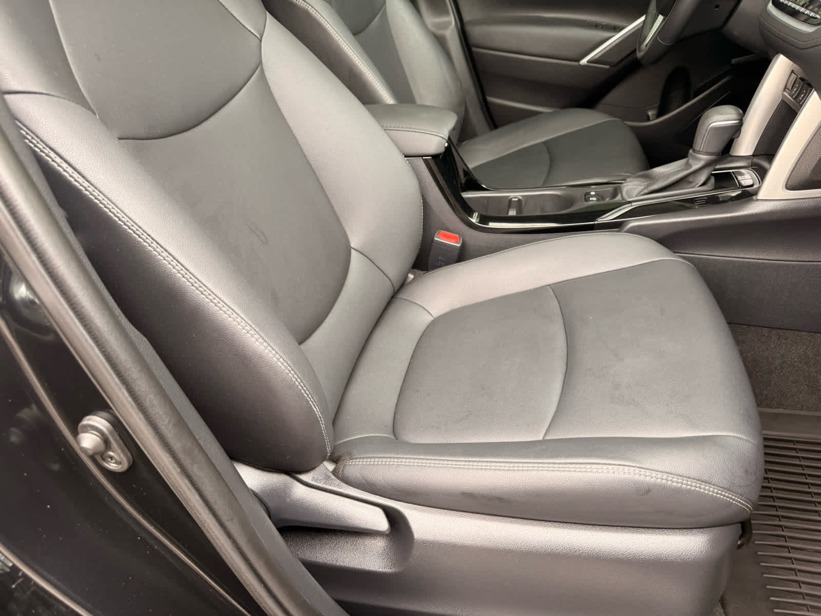 2023 Toyota Corolla Cross XLE - Photo 8