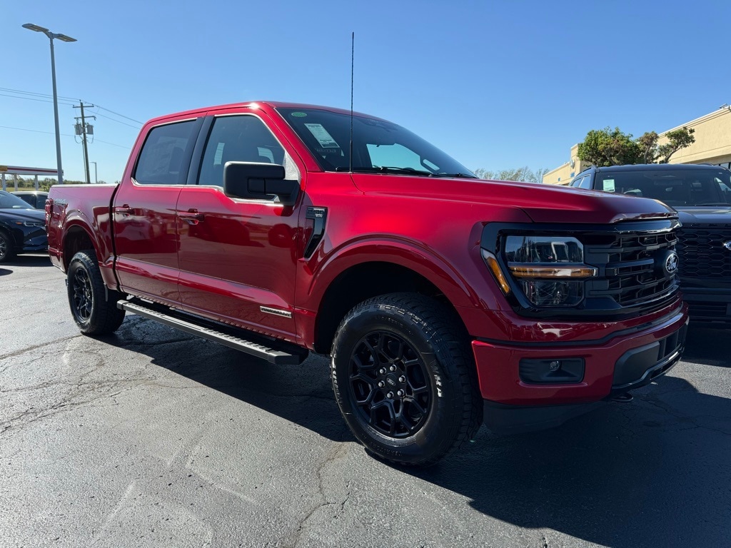 2025 Ford F-150 XLT's photo