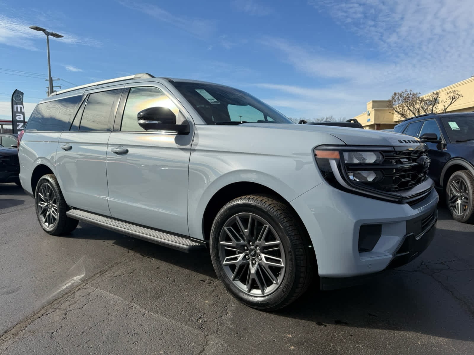 2026 Ford Expedition Platinum's photo