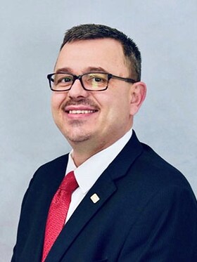 Staff member Fred Sizemore from ID_29296e610033