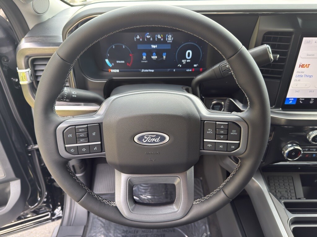 2026 Ford F-250 Lariat photo 2