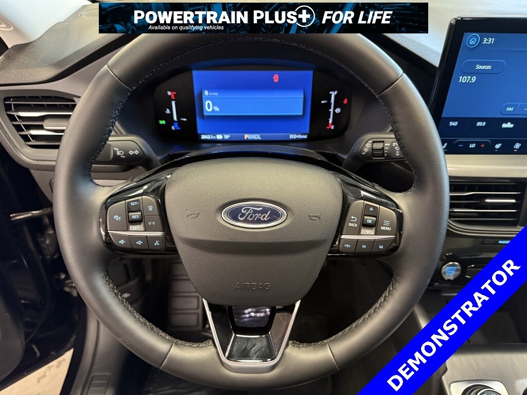 2025 Ford Escape photo 2