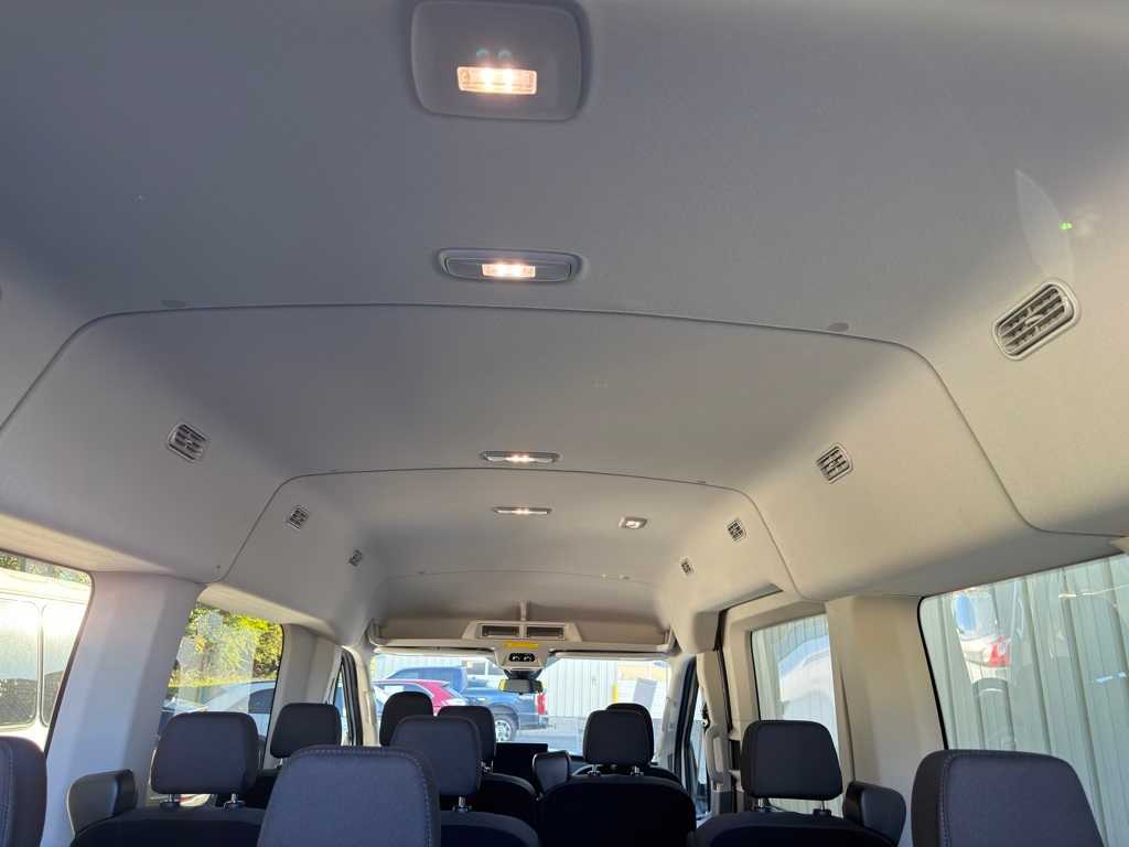 2025 Ford Transit Passenger Van XLT - Photo 7
