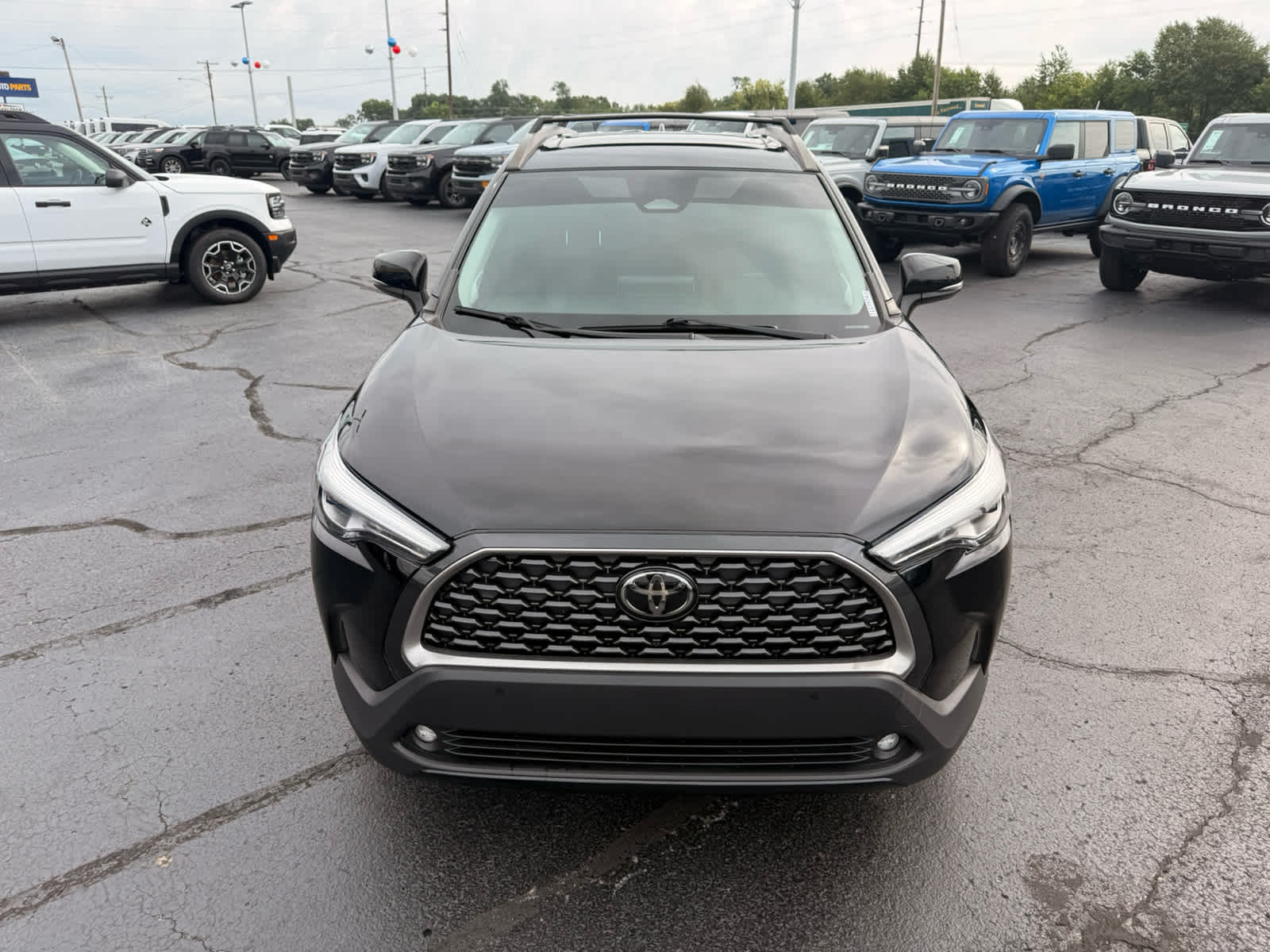 2023 Toyota Corolla Cross XLE - Photo 21