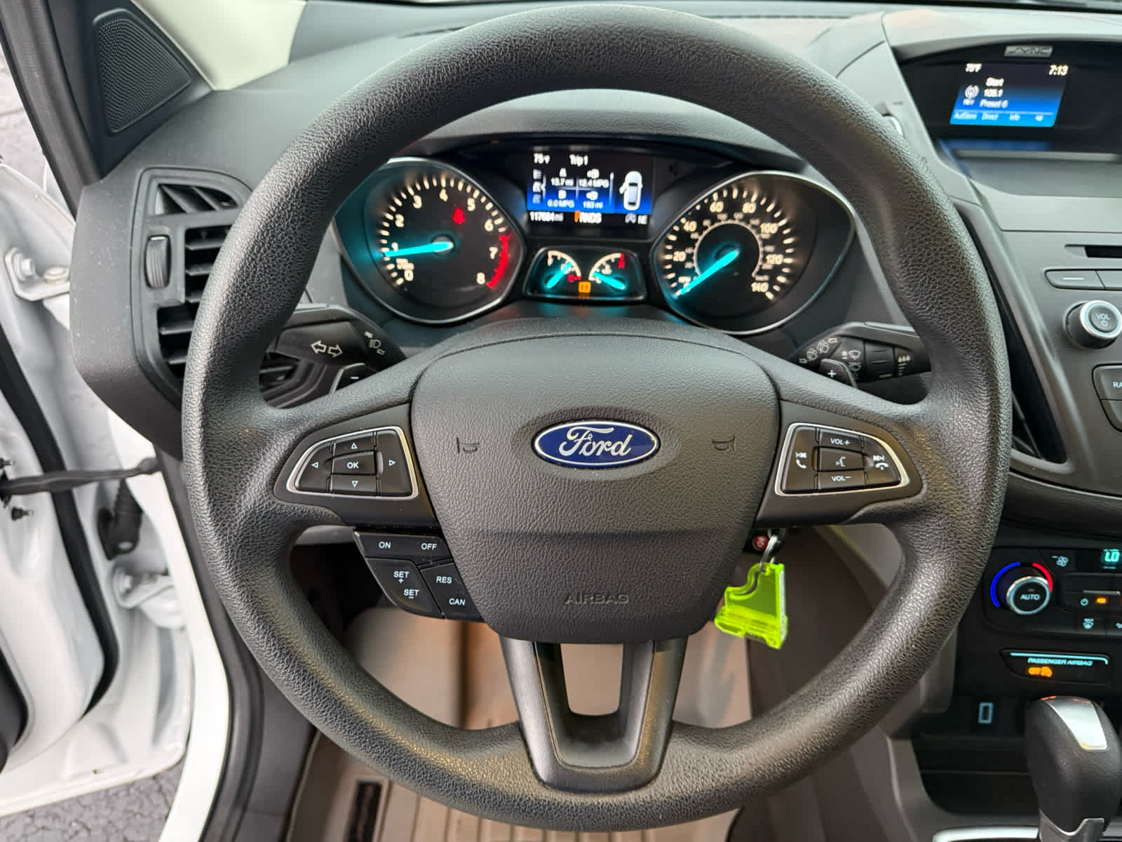 Used 2017 Ford Escape SE with VIN 1FMCU0G99HUD44996 for sale in Danville, KY