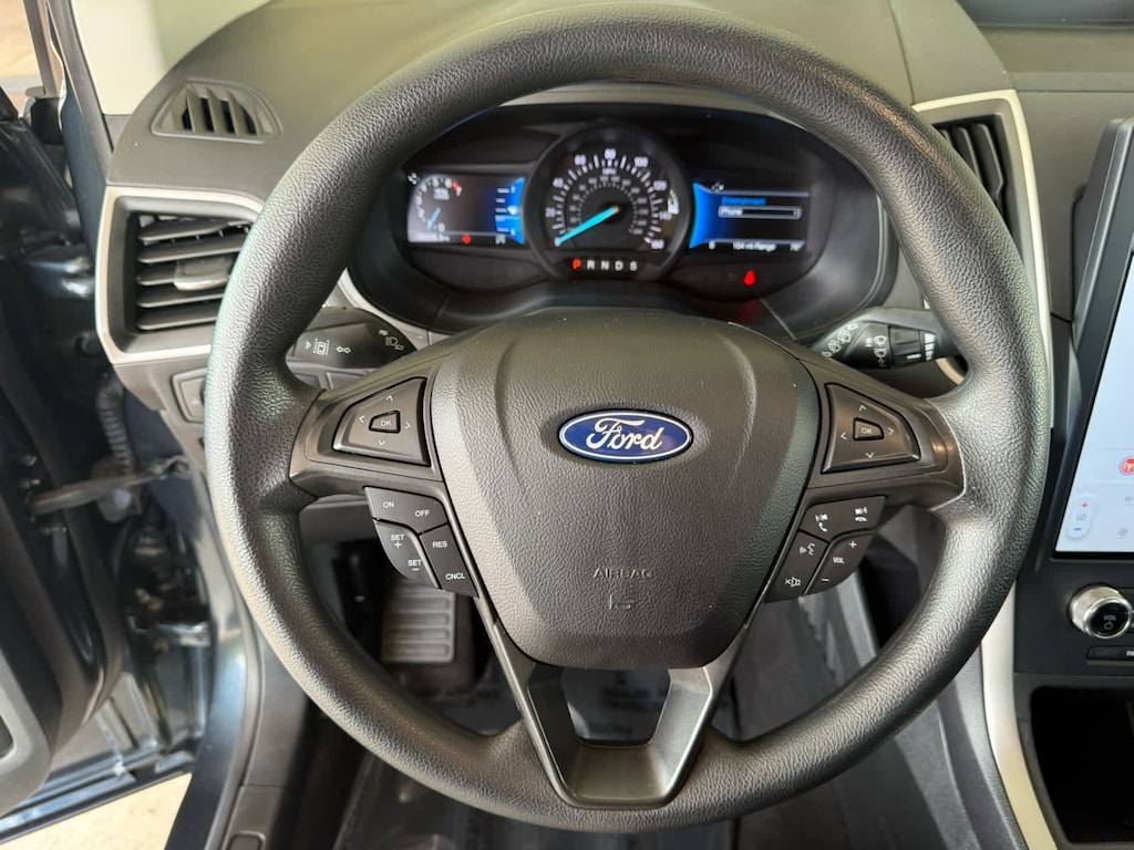 Certified 2023 Ford Edge SE SUV