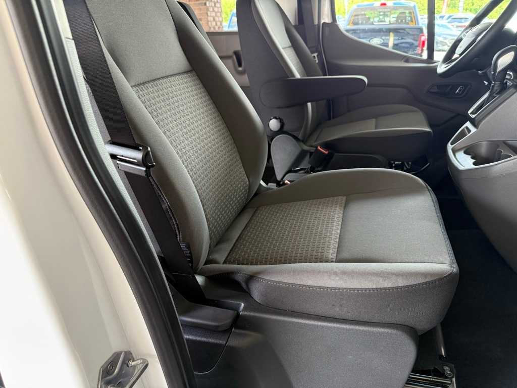 2025 Ford Transit Passenger Van XLT - Photo 10
