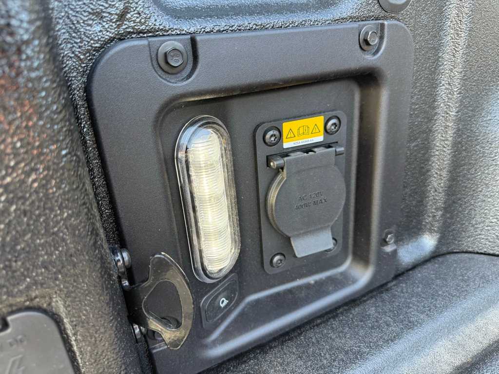2025 Ford Maverick XLT - Photo 28