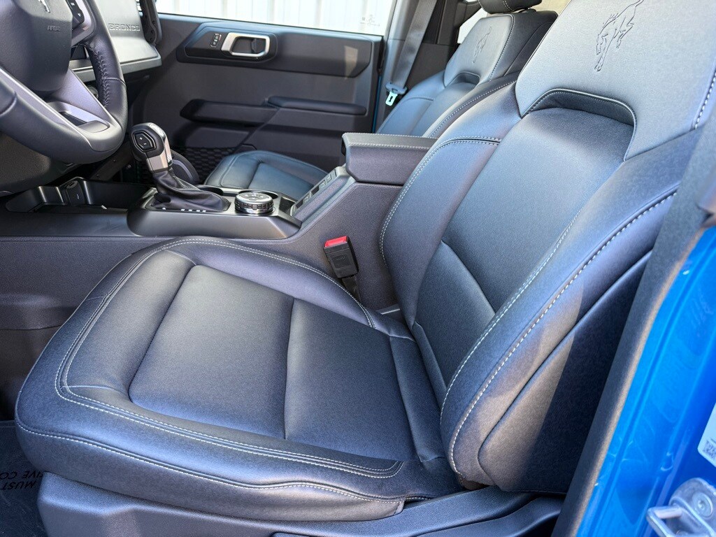 2025 Ford Bronco Big Bend photo 4