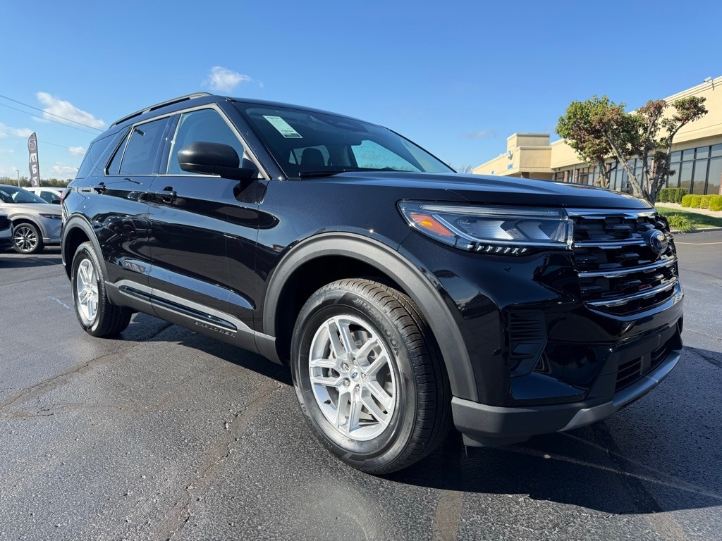 2026 Ford Explorer Active's photo