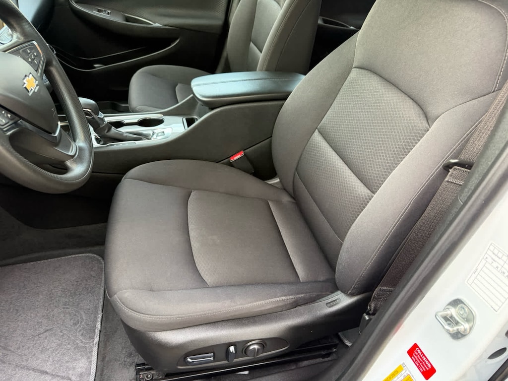 Used 2024 Chevrolet Malibu LT Sedan