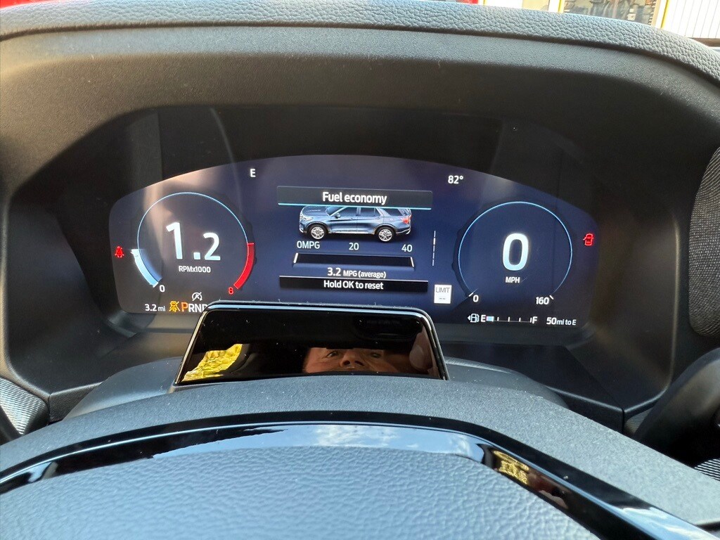 2026 Ford Explorer ST photo 3