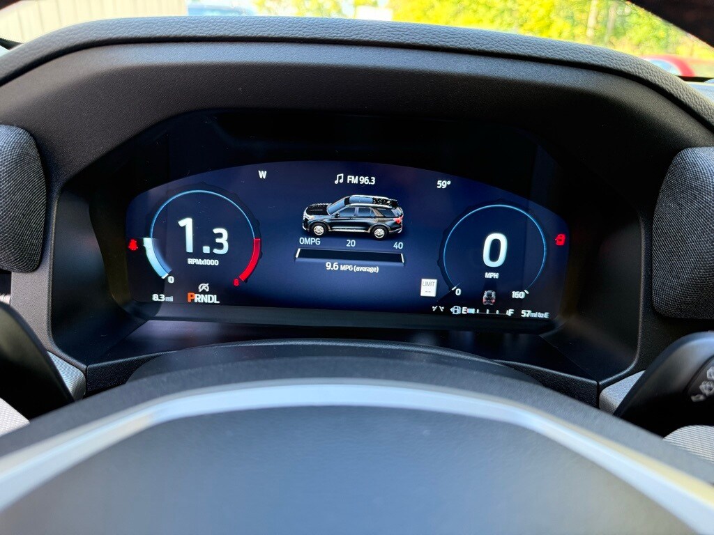 2026 Ford Explorer photo 2